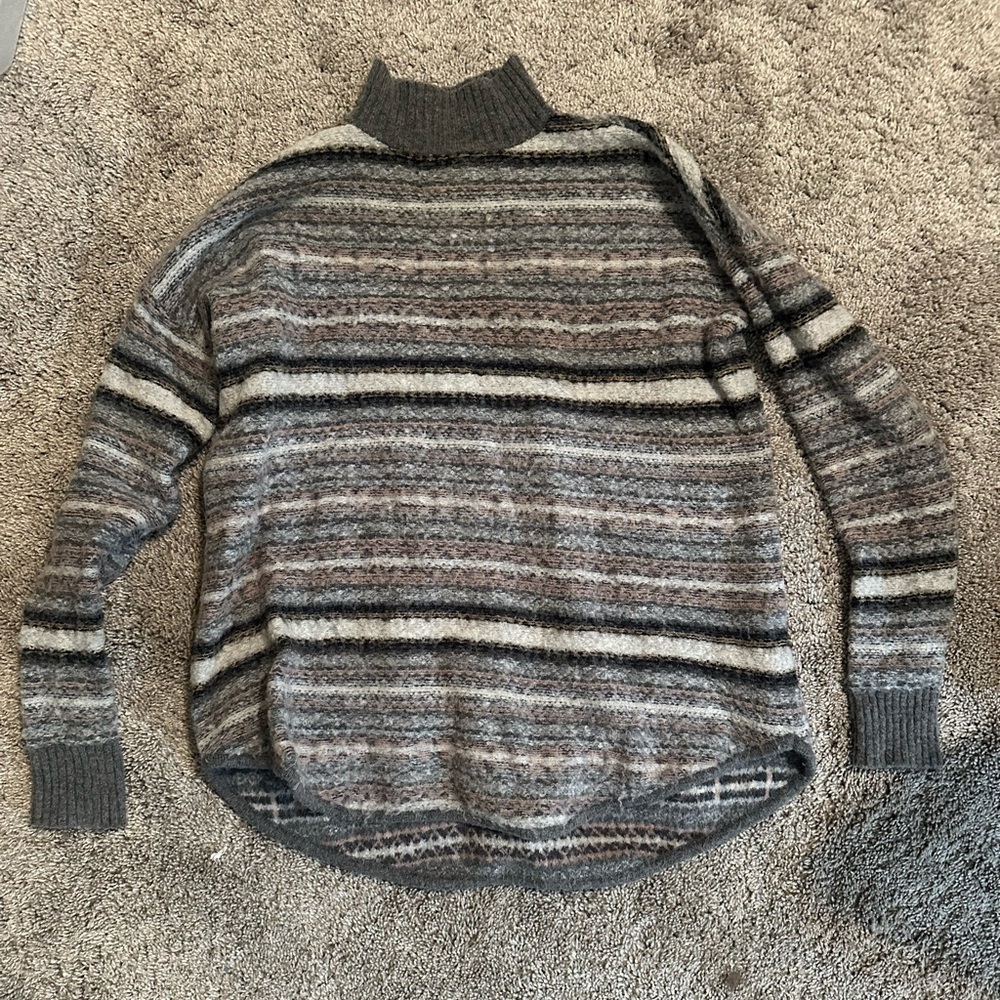 American Eagle Outfitters Gray and Brown Knit Turtleneck Sweater